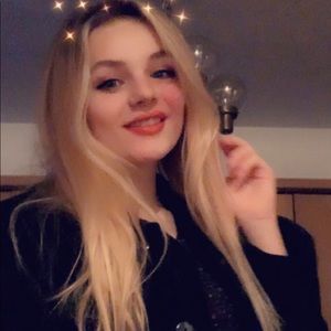 Meet your Posher, Alaina